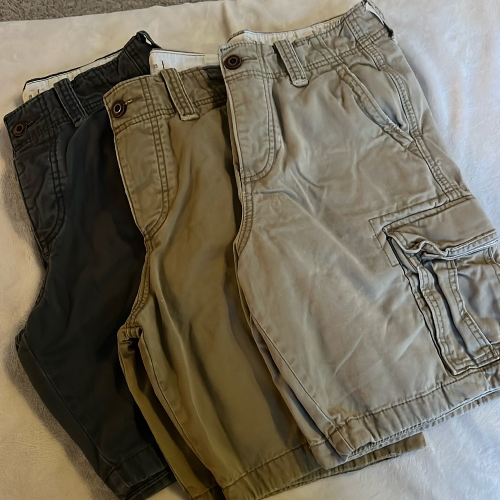 Hollister cargo shorts